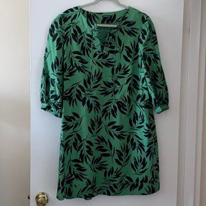 WhoWhatWear 3/4 Sleeve Lace- Up Dress Size L